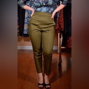 Cropped trousers Olive twill